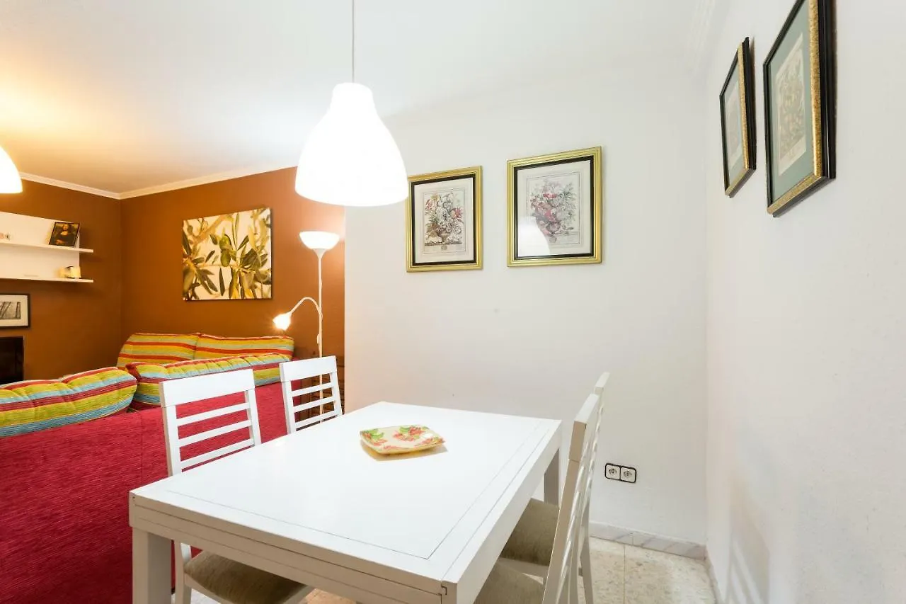 Apartamento Holi-Rent Albareda Sevilla